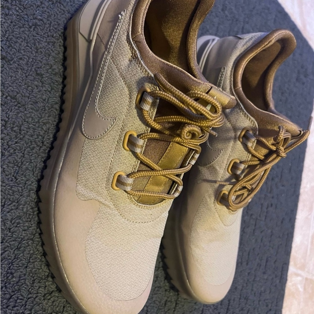 Nike Air Wild